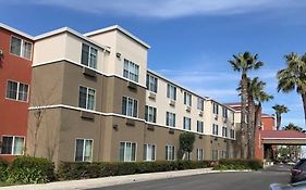 Holiday Inn Express Tracy California